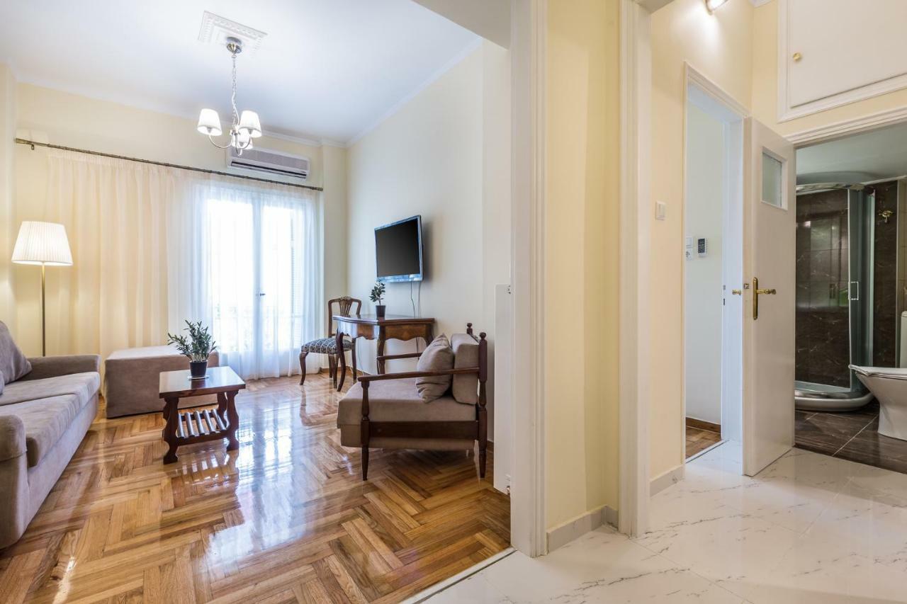 Chic Flat In Kolonaki Next To American Embassy เอเธนส์ ภายนอก รูปภาพ