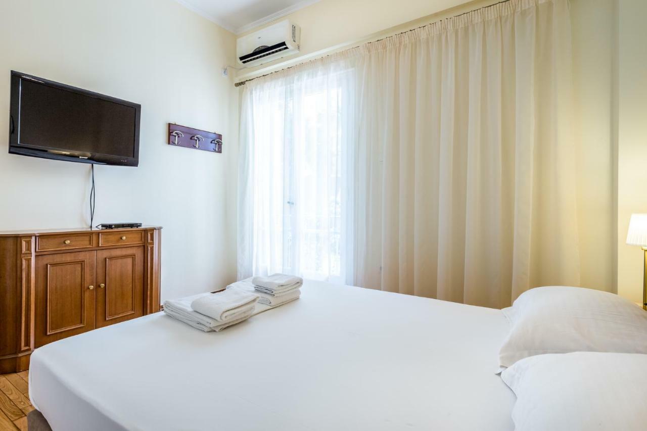 Chic Flat In Kolonaki Next To American Embassy เอเธนส์ ภายนอก รูปภาพ